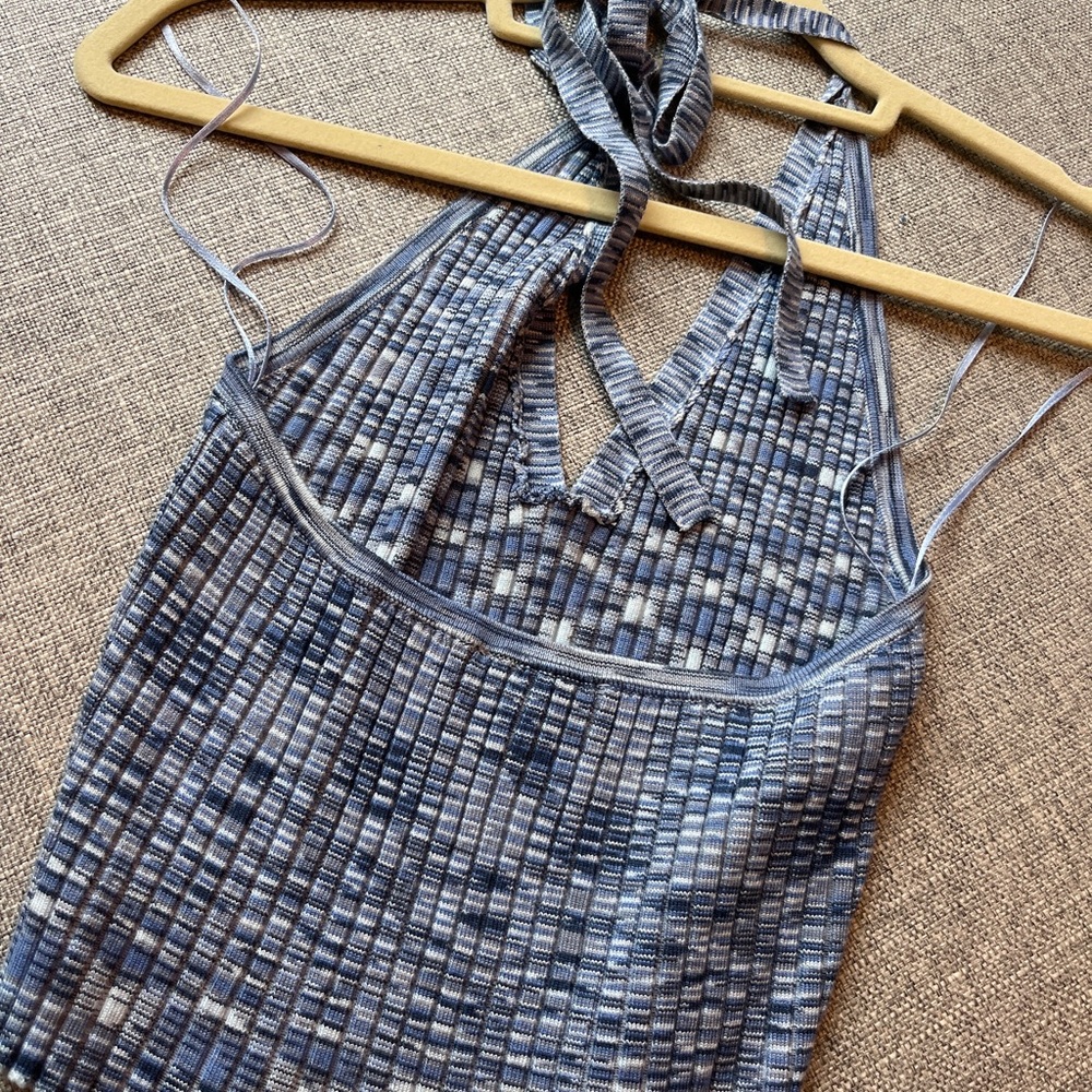 Halter crop top